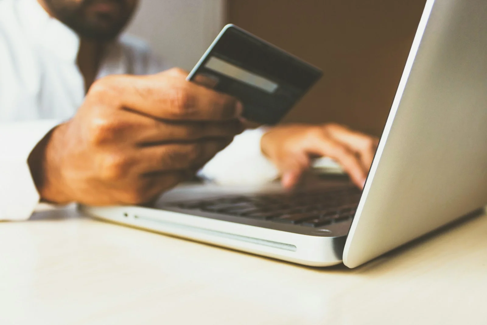 Online sipariş ve ödeme akışı